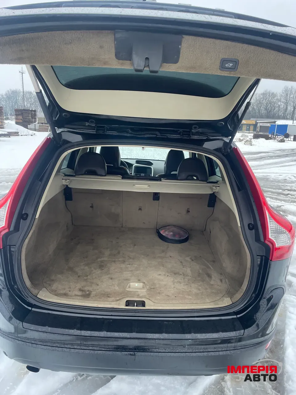 Volvo XC60 - фото 17