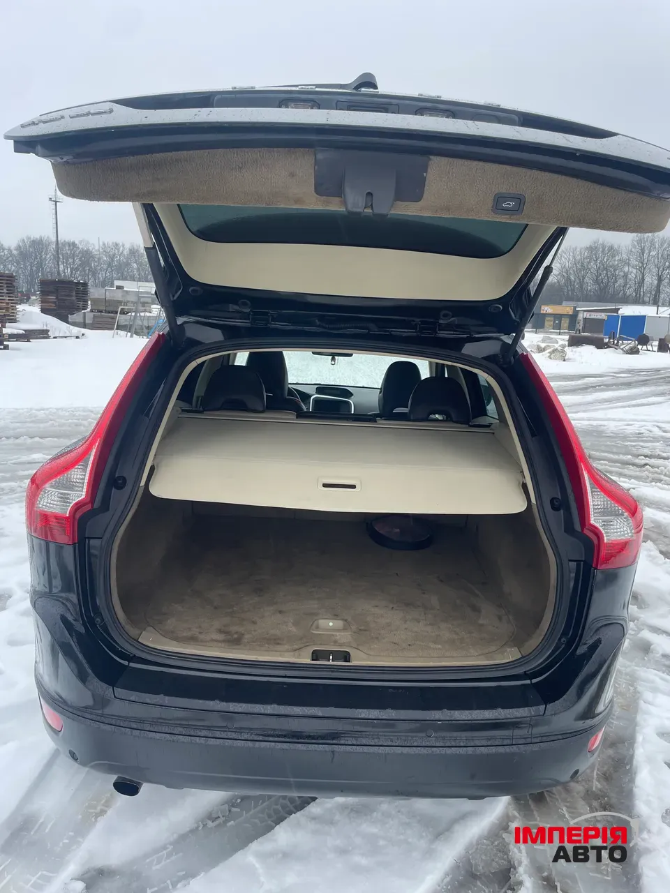 Volvo XC60 - фото 16