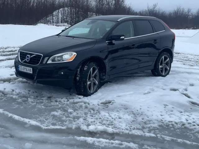 Volvo XC60 - фото 2