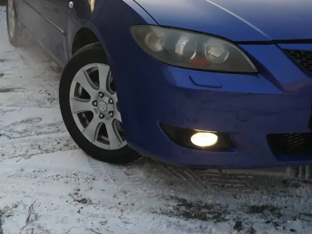 Mazda 3 - фото 5