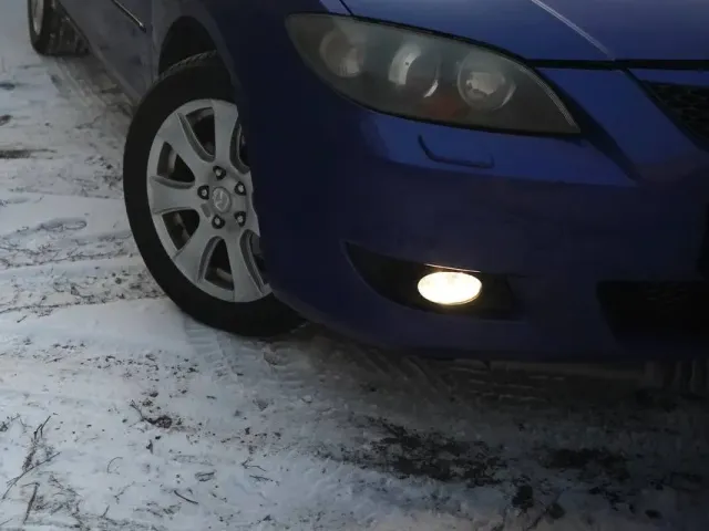 Mazda 3 - фото 4