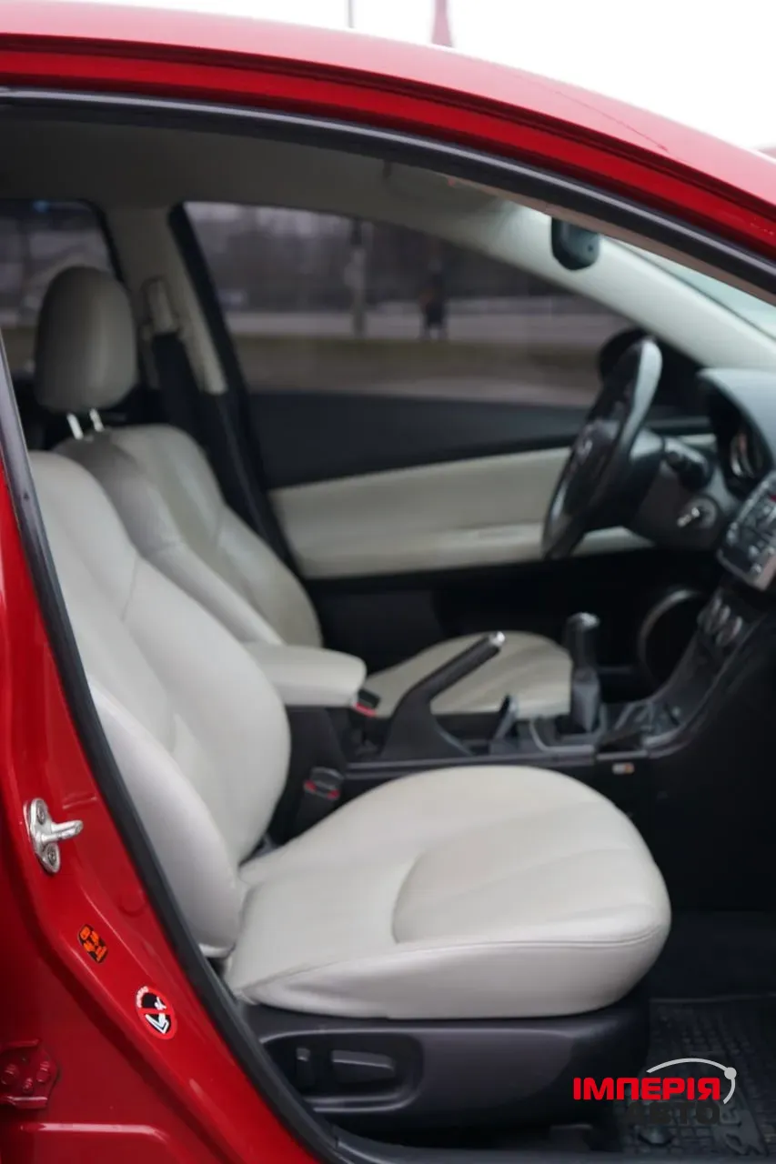 Mazda 6 - фото 6