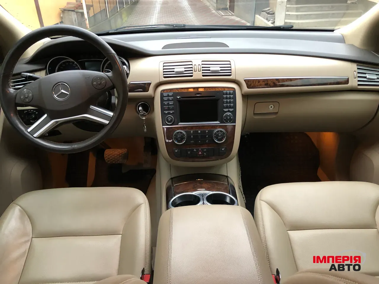 Mercedes-Benz R-Класс - фото 18
