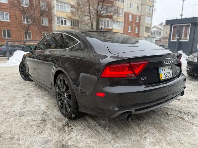 Audi A7 - фото 4
