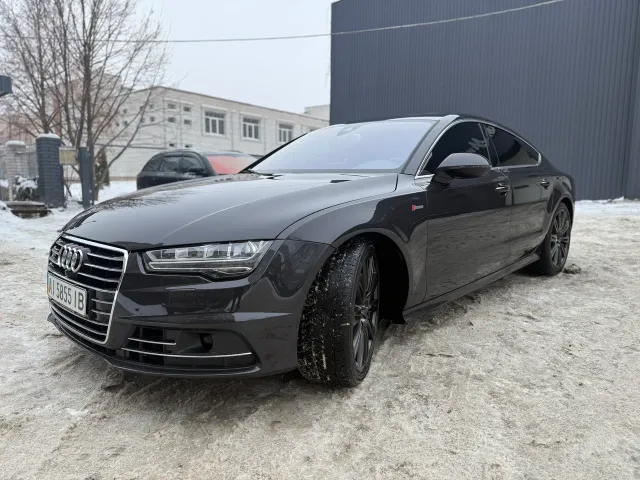 Audi A7 - фото 3
