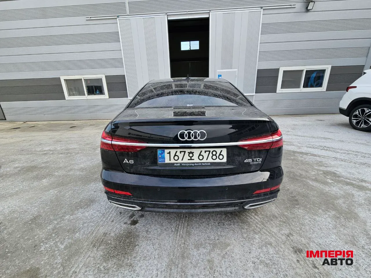 Audi A6 - фото 19