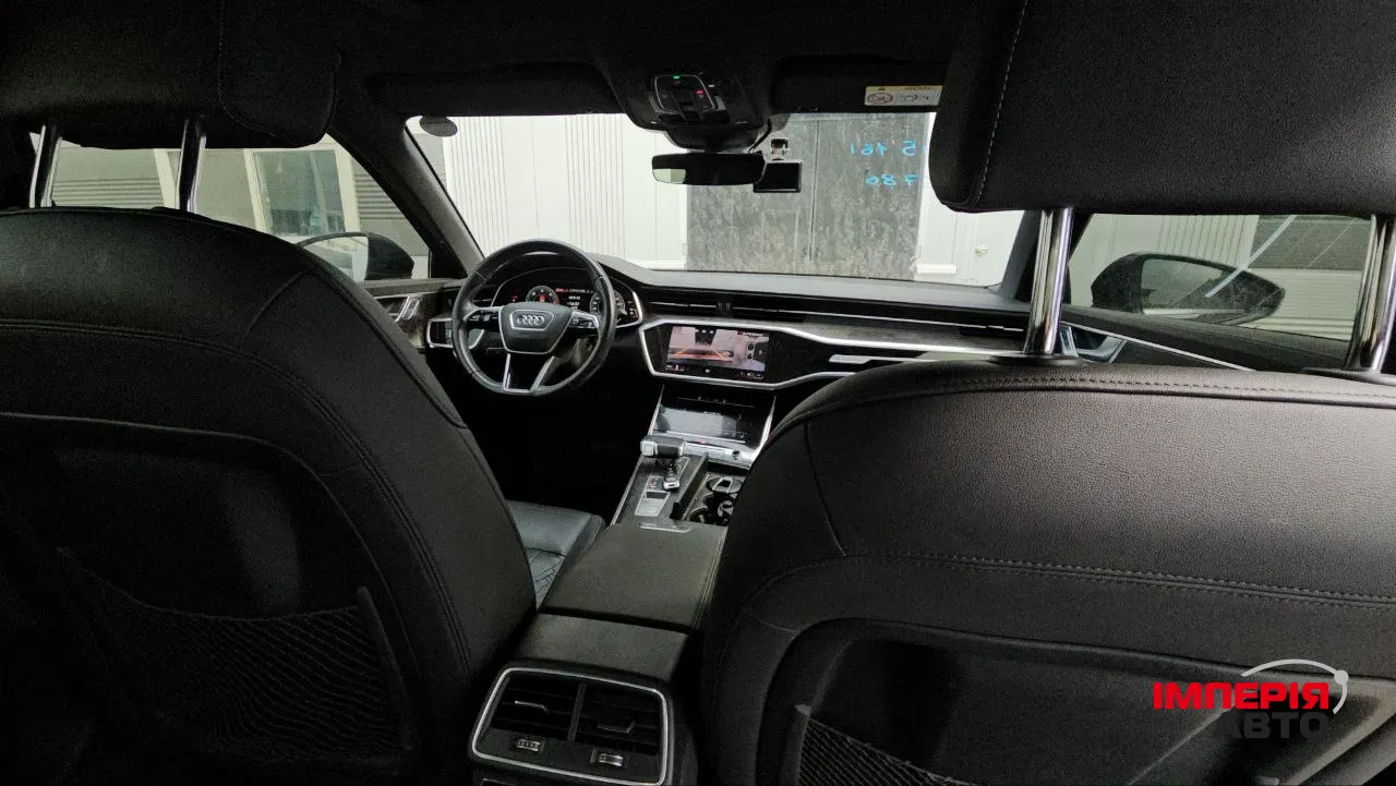 Audi A6 - фото 13
