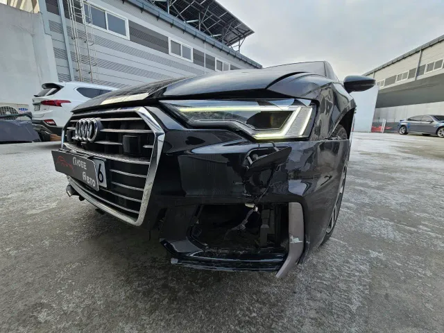 Audi A6 - фото 2