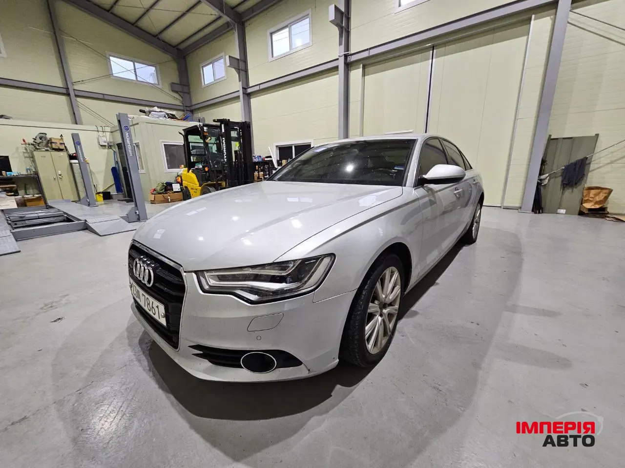 Audi A6 - фото 10