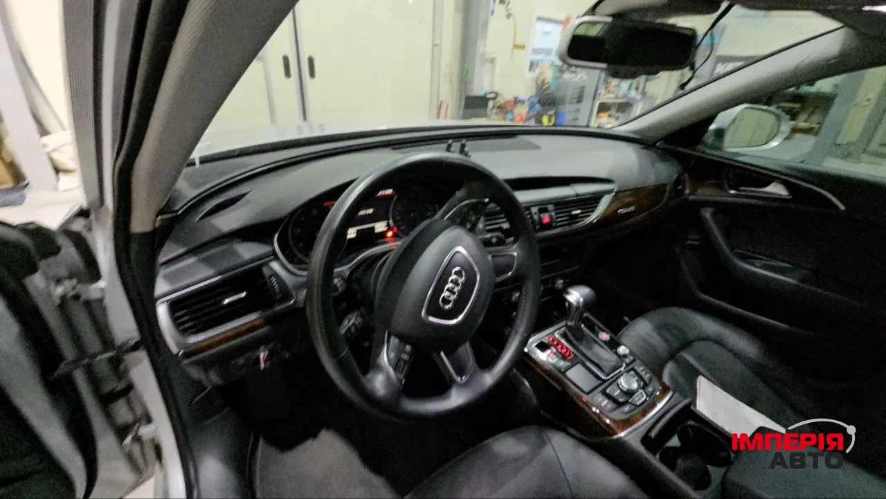 Audi A6 - фото 8