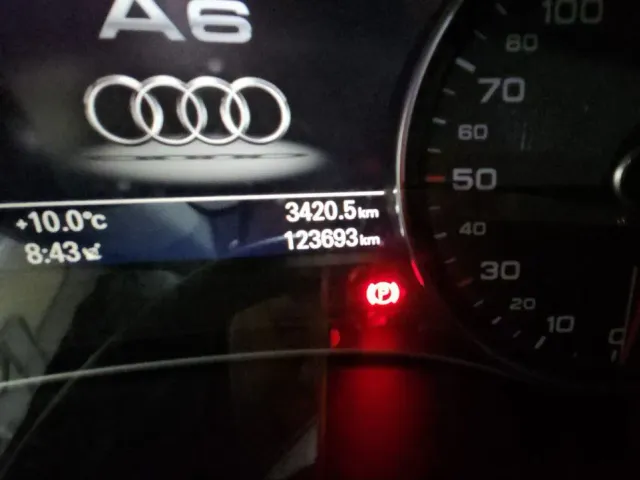 Audi A6 - фото 4