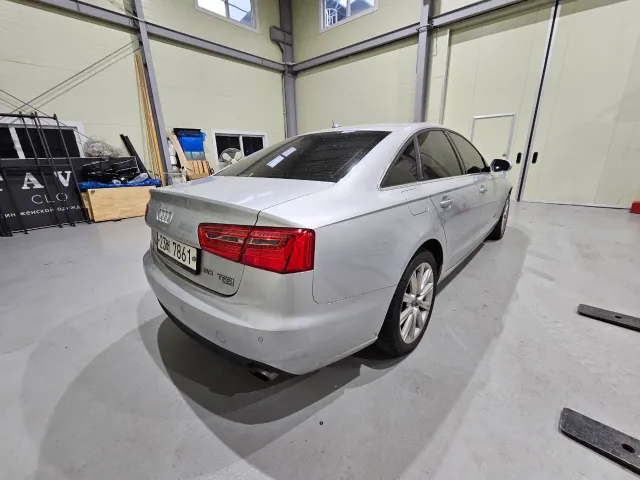 Audi A6 - фото 5