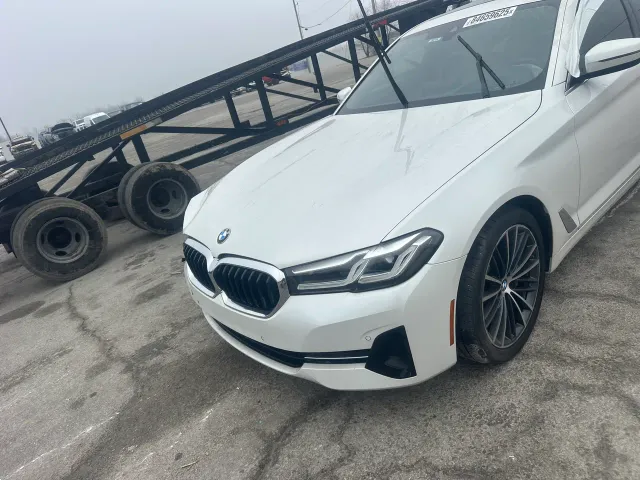 BMW 5 серії - фото 1