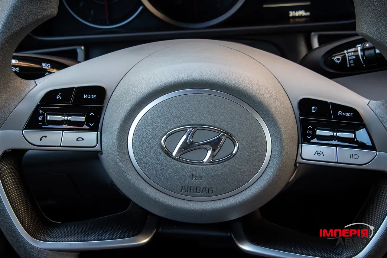 Hyundai Elantra - фото 13