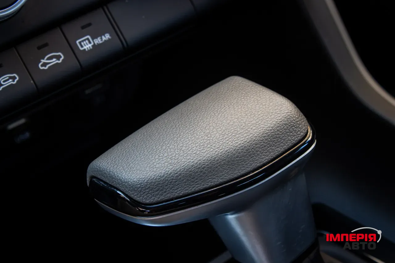 Hyundai Elantra - фото 39