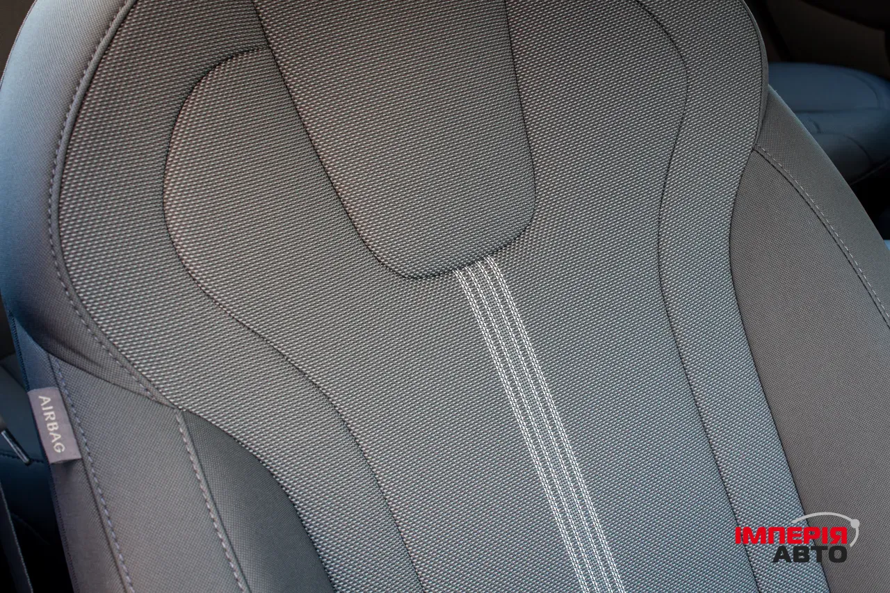 Hyundai Elantra - фото 31