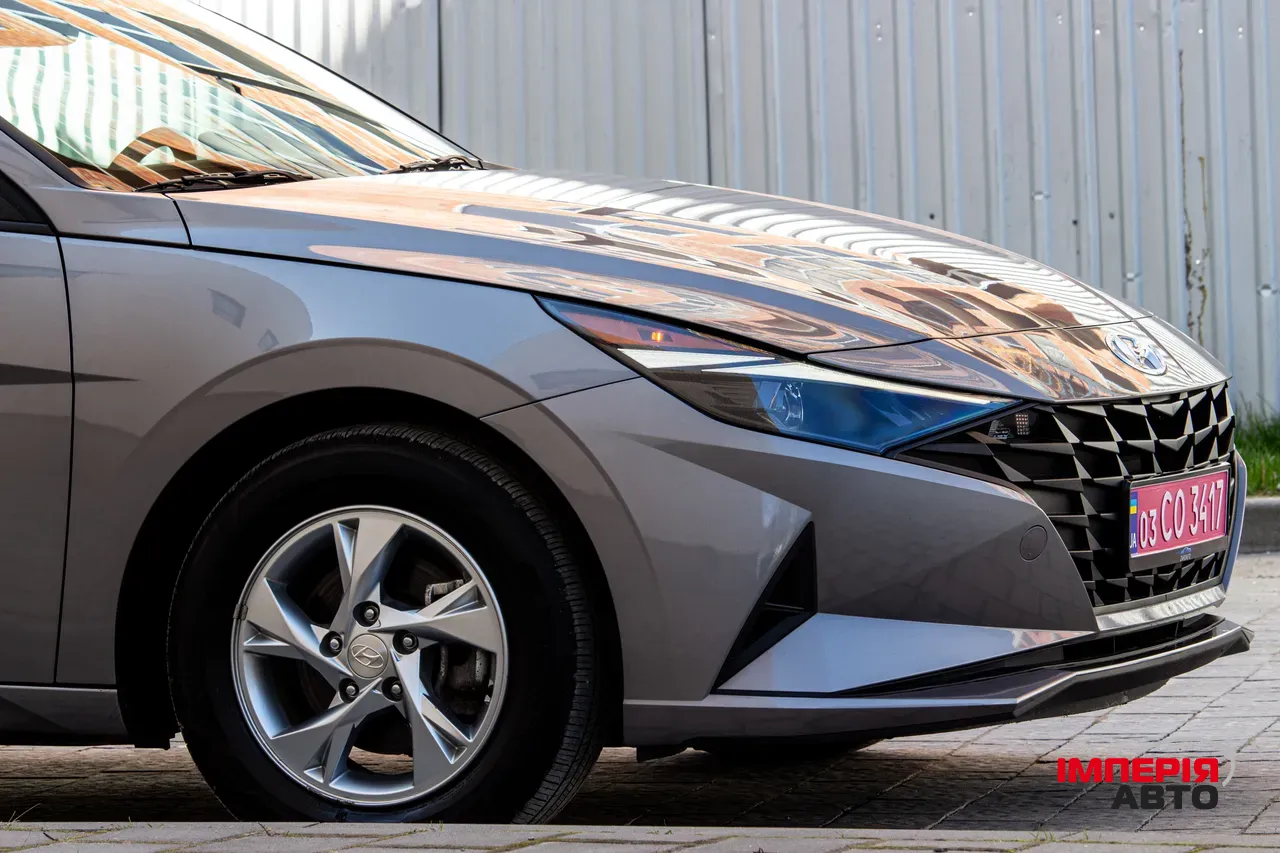 Hyundai Elantra - фото 58