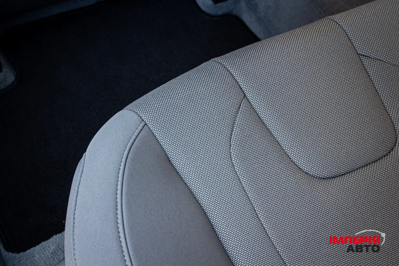 Hyundai Elantra - фото 20