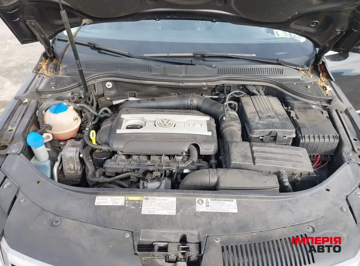 Volkswagen Passat CC - фото 6