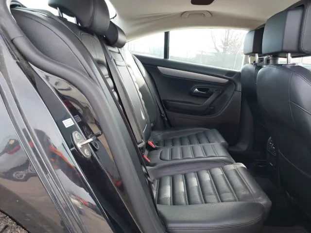 Volkswagen Passat CC - фото 5