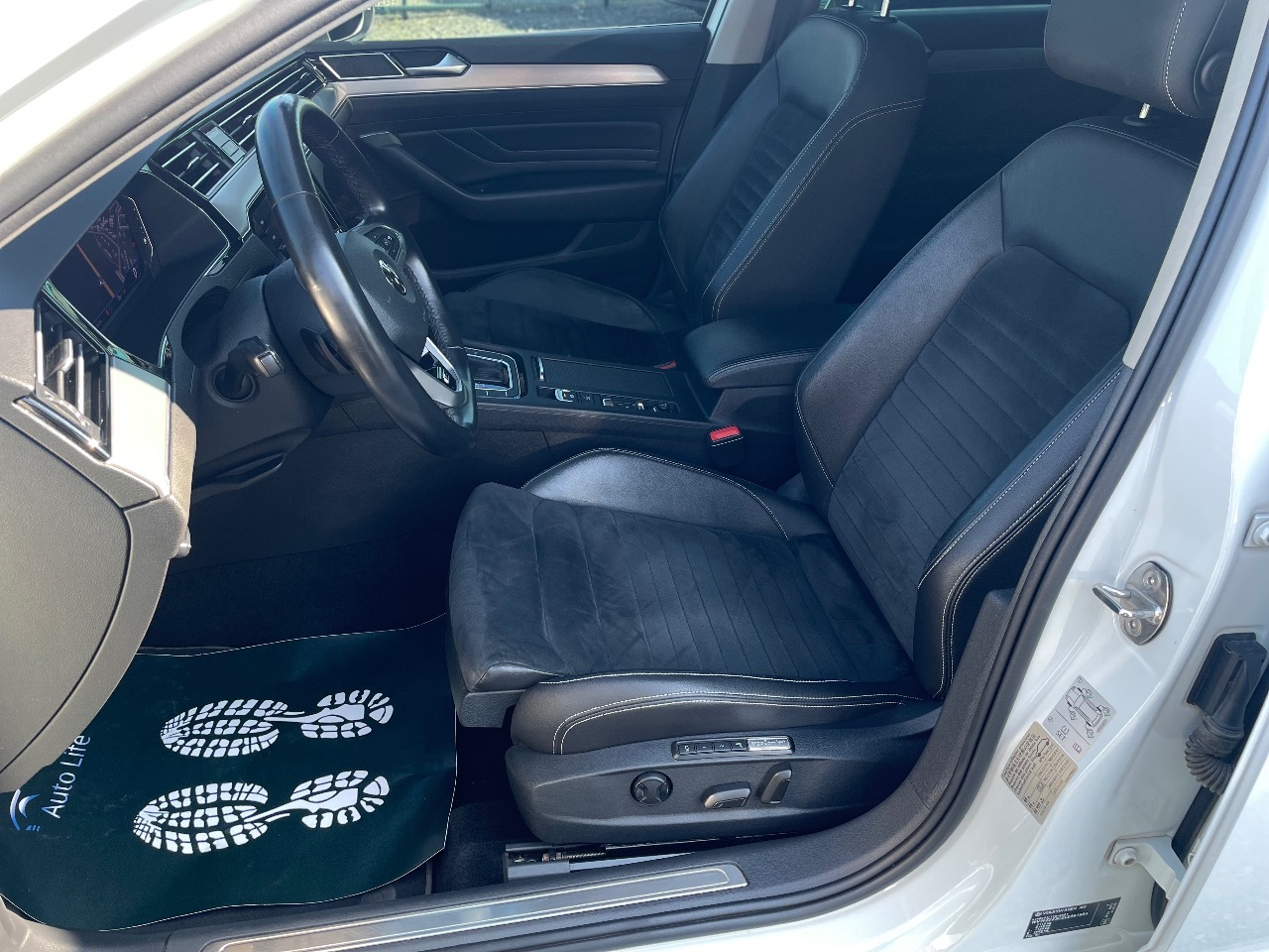 Volkswagen Passat - фото 7