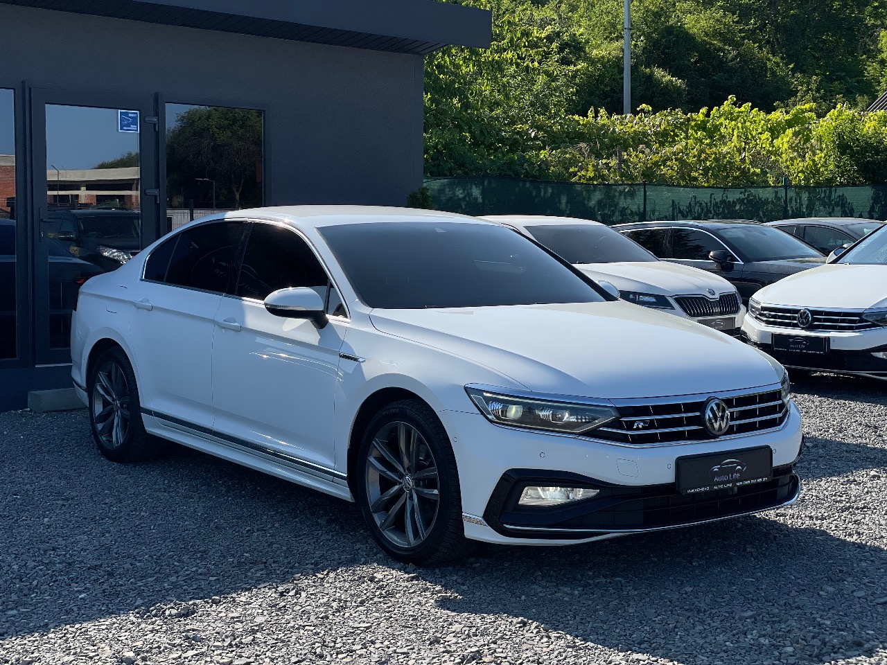 Volkswagen Passat - фото 8