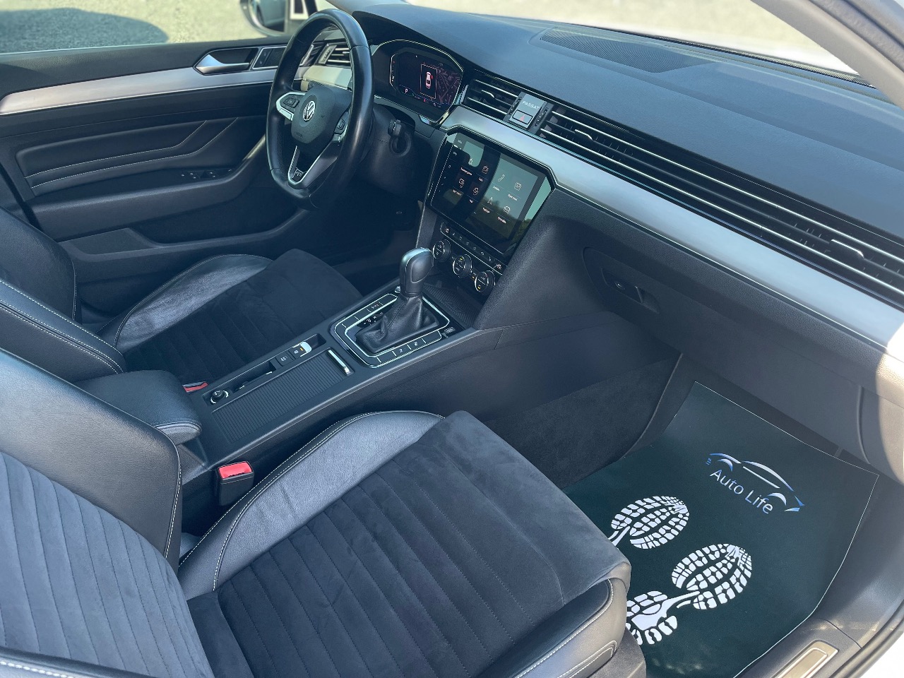 Volkswagen Passat - фото 9