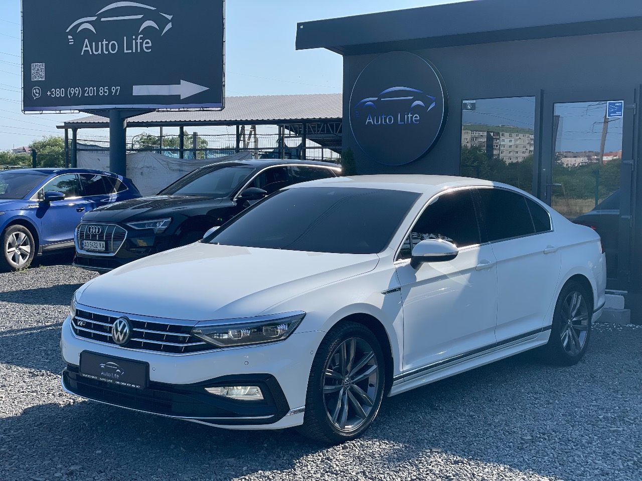 Volkswagen Passat - фото 3