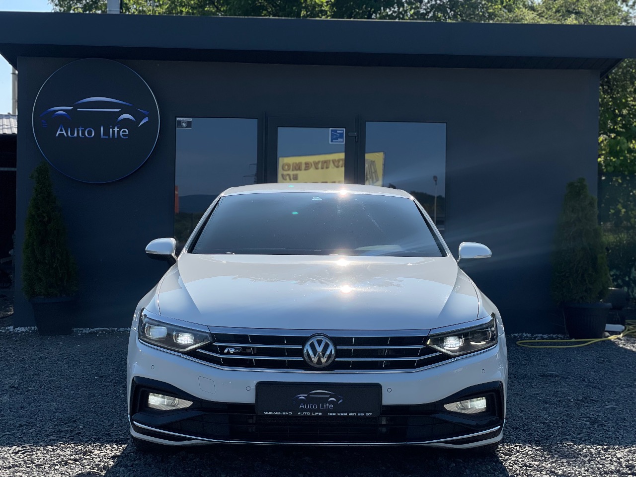 Volkswagen Passat - фото 5