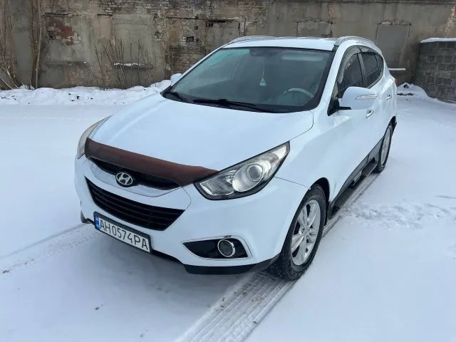 Hyundai ix35 - фото 1