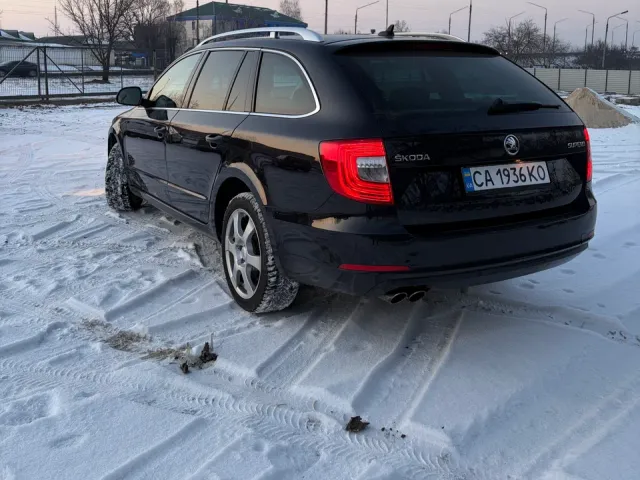 Skoda Superb - фото 5