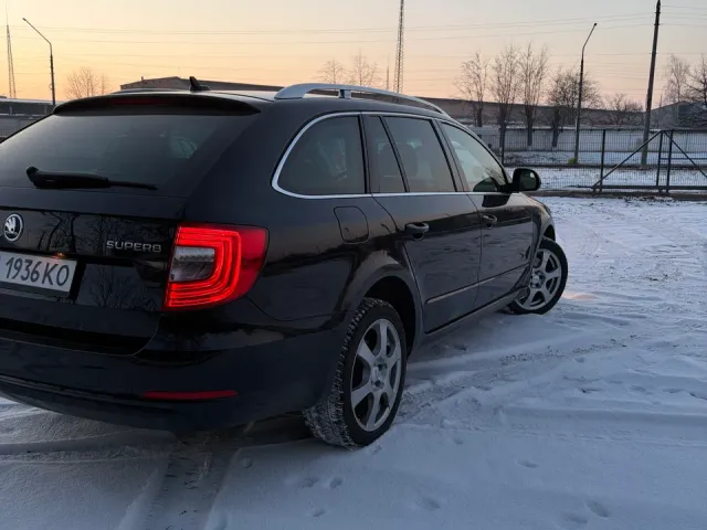 Skoda Superb - фото 3