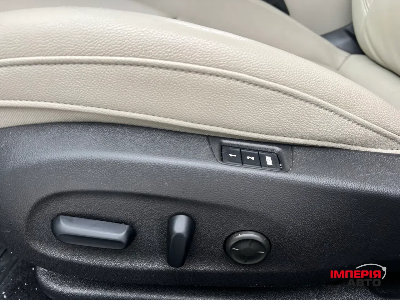 Buick Regal - фото 10
