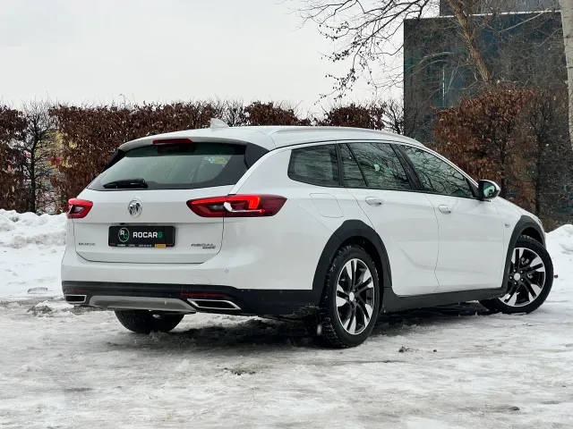 Buick Regal - фото 4