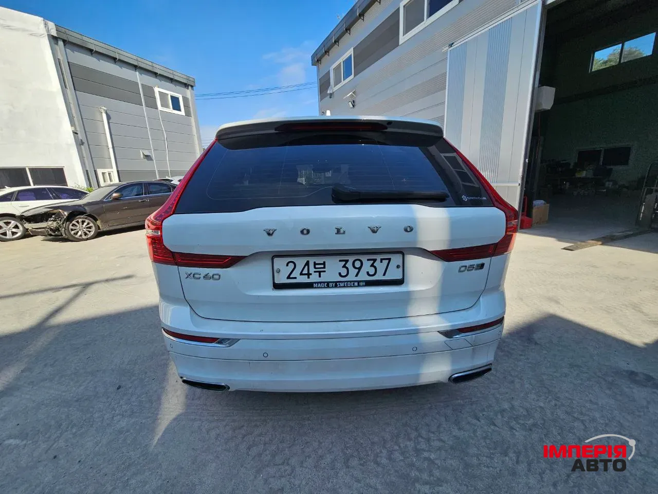 Volvo XC60 - фото 9