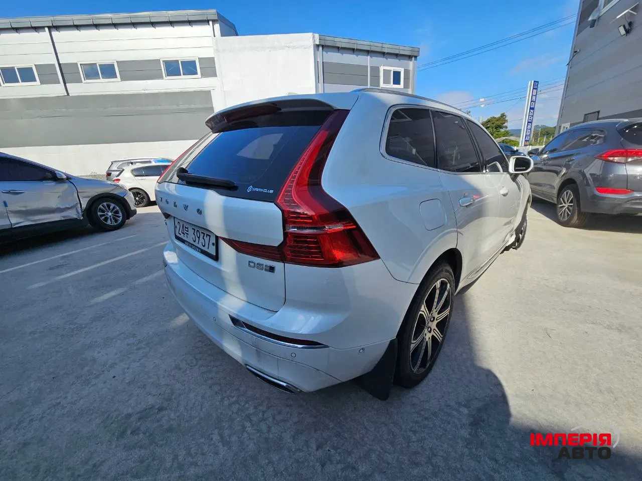 Volvo XC60 - фото 8
