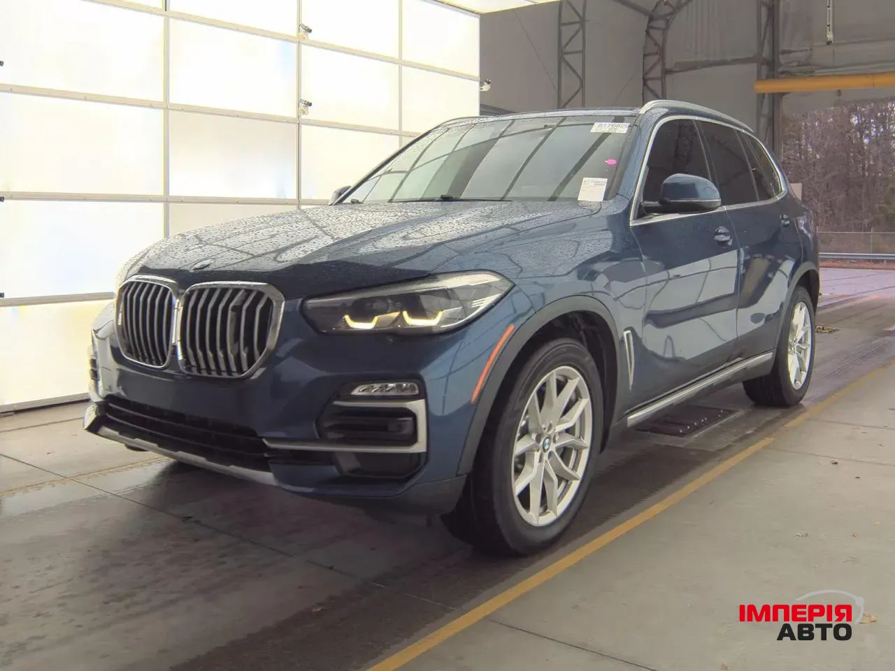 BMW X5 - фото 1