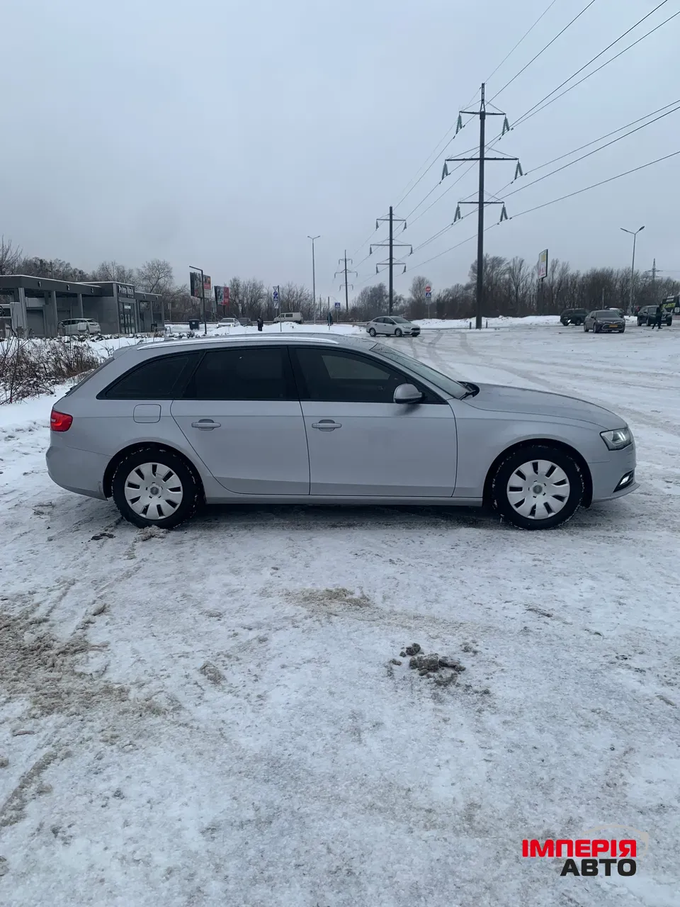 Audi A4 - фото 4