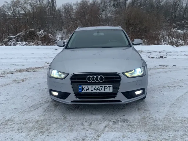Audi A4 - фото 2