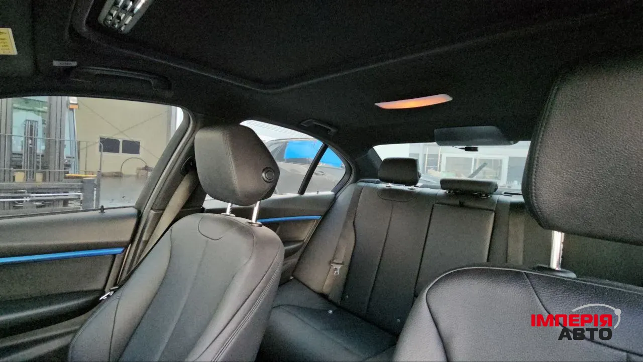 BMW 3 серії - фото 3