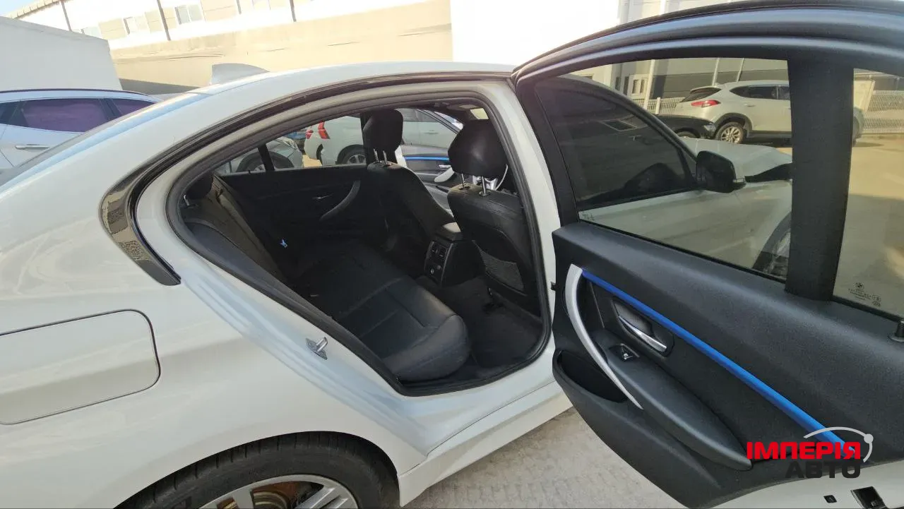 BMW 3 серії - фото 5