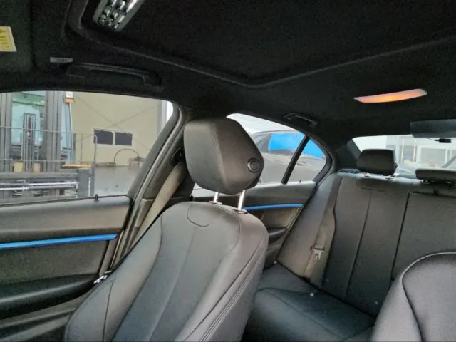 BMW 3 серії - фото 3