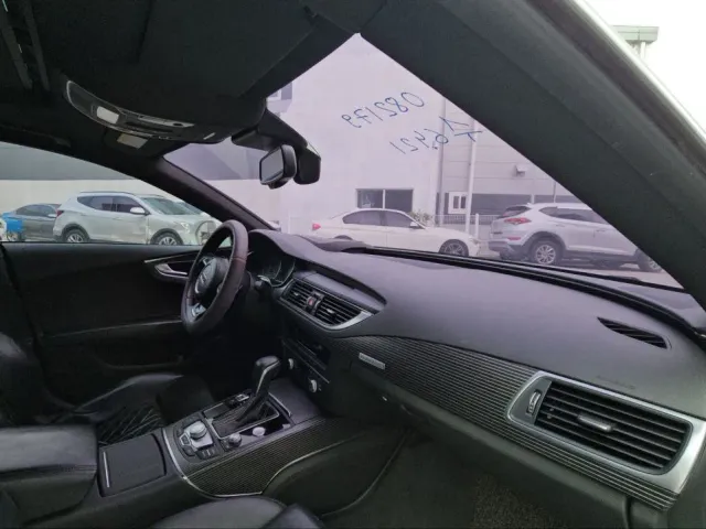 Audi A7 - фото 4
