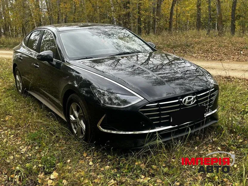 Hyundai Sonata - фото 1
