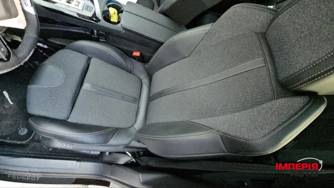 Peugeot 5008 - фото 10