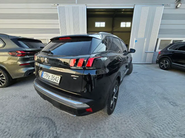 Peugeot 5008 - фото 3