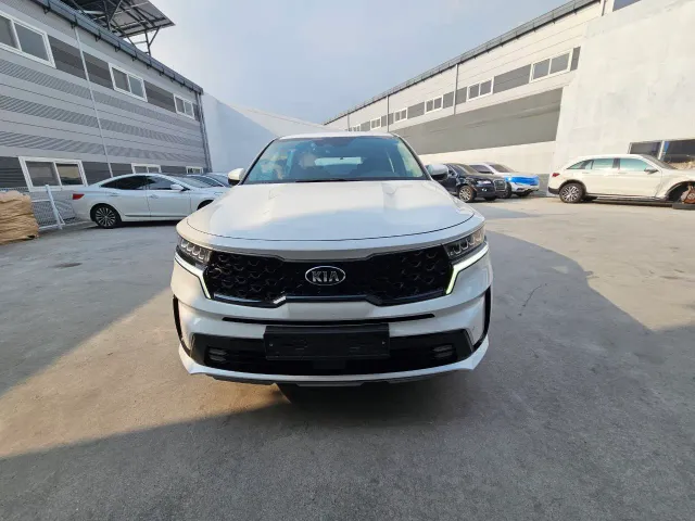 Kia Sorento - фото 2