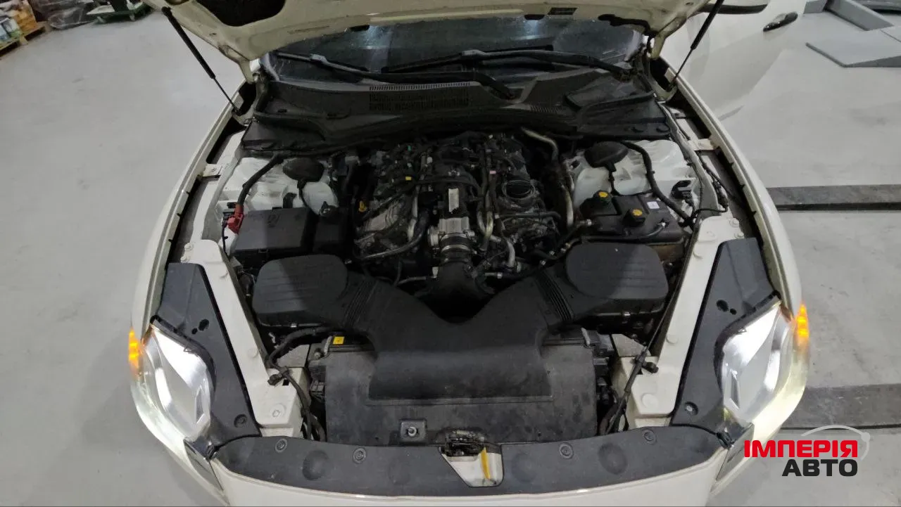 Maserati Quattroporte - фото 8