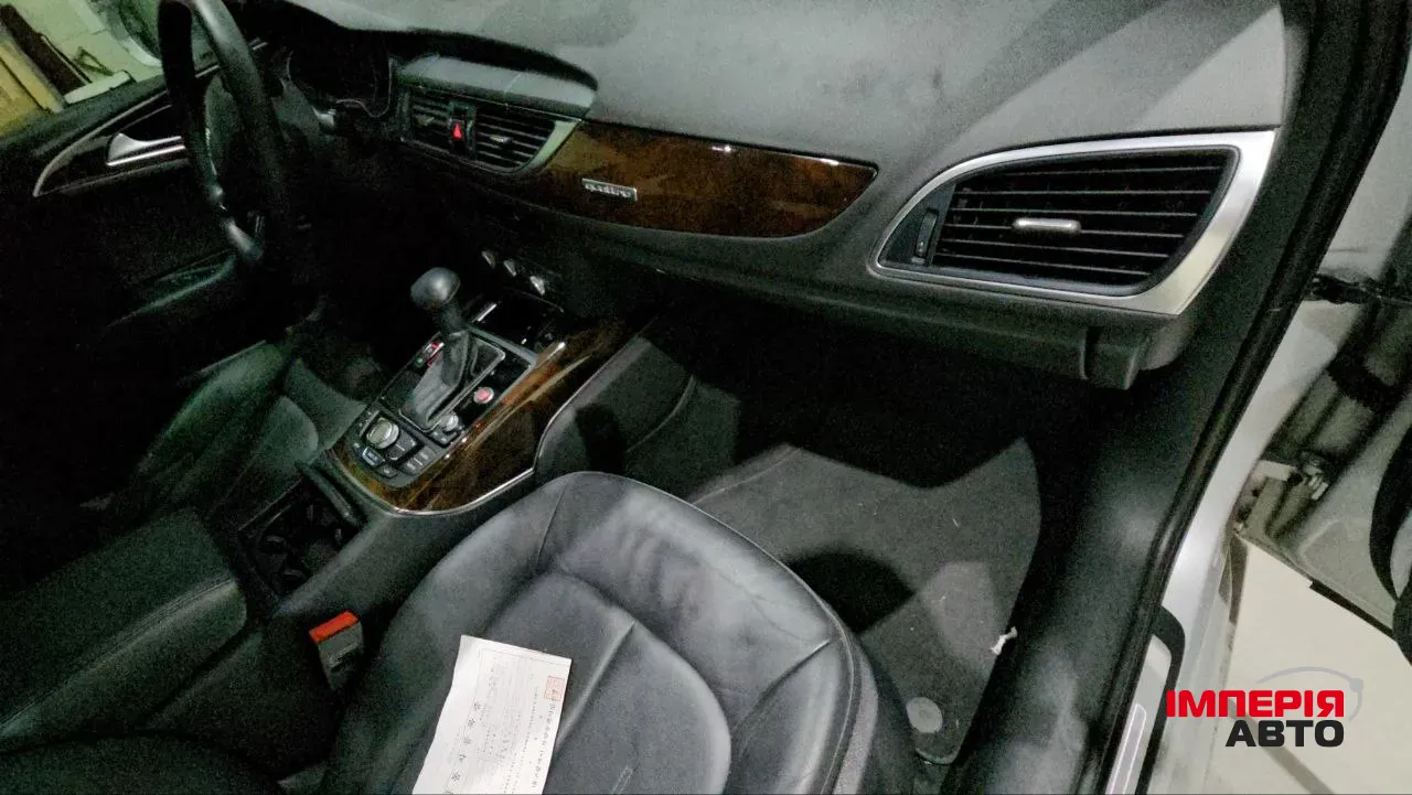 Audi A6 - фото 12