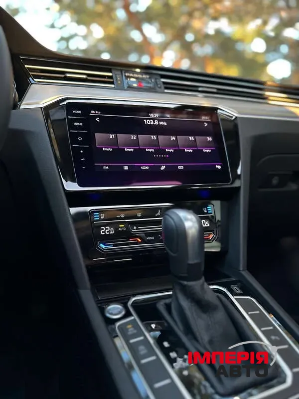 Volkswagen Passat - фото 8